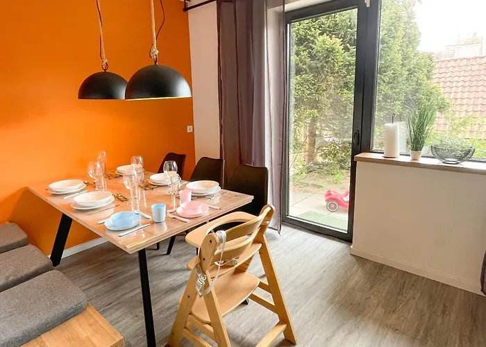 Appartamento Lalelou Braunlage, Perfekt Fuer Familien, Zentral Mit Garten 120qm, Inkl Waeschepaket Und Wlan, Boxspringbett, 6 Personen *